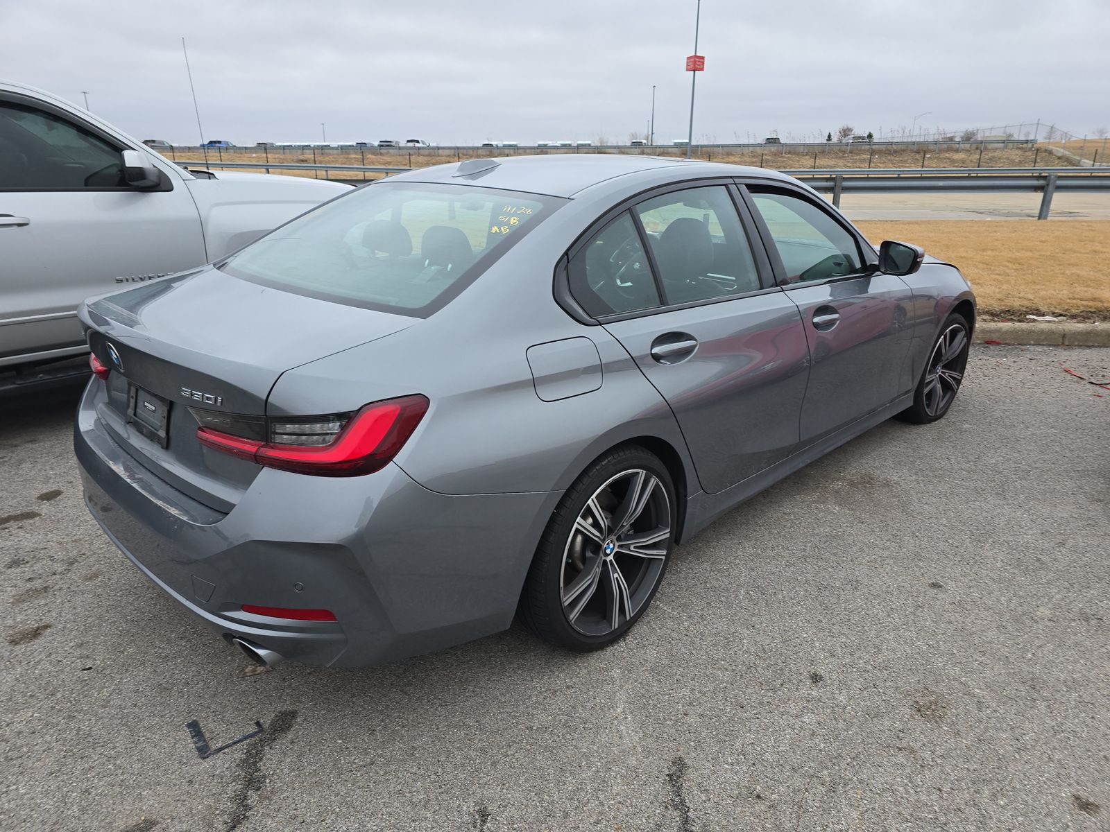 2023 BMW 3 Series 330i xDrive AWD