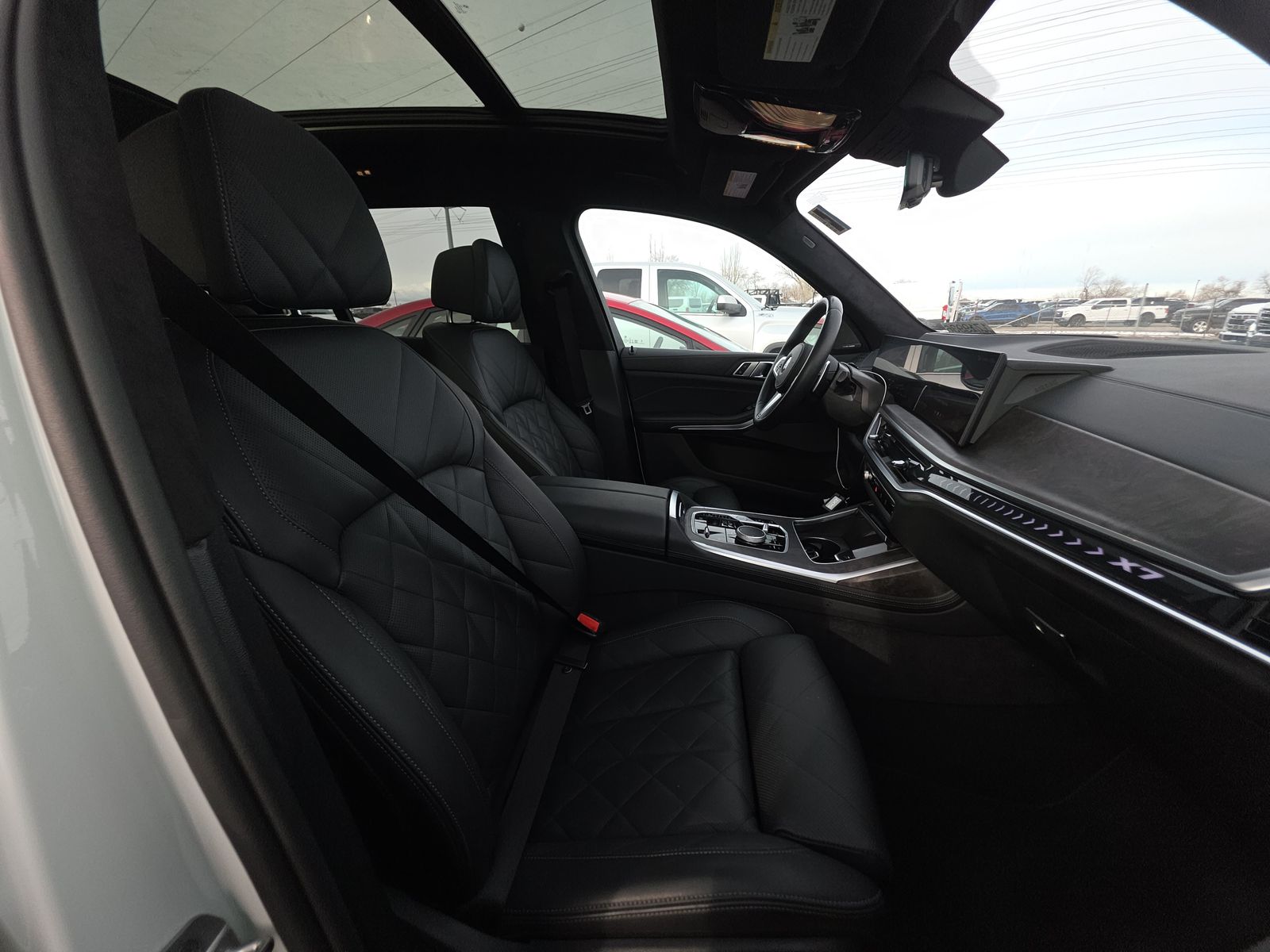 2025 BMW X7 xDrive40i AWD