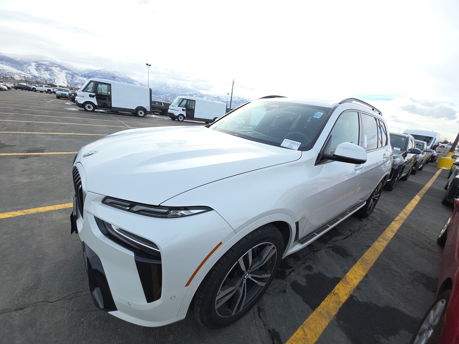 2025 BMW X7 xDrive40i AWD