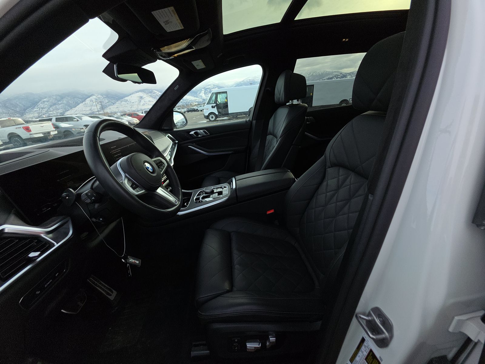 2025 BMW X7 xDrive40i AWD