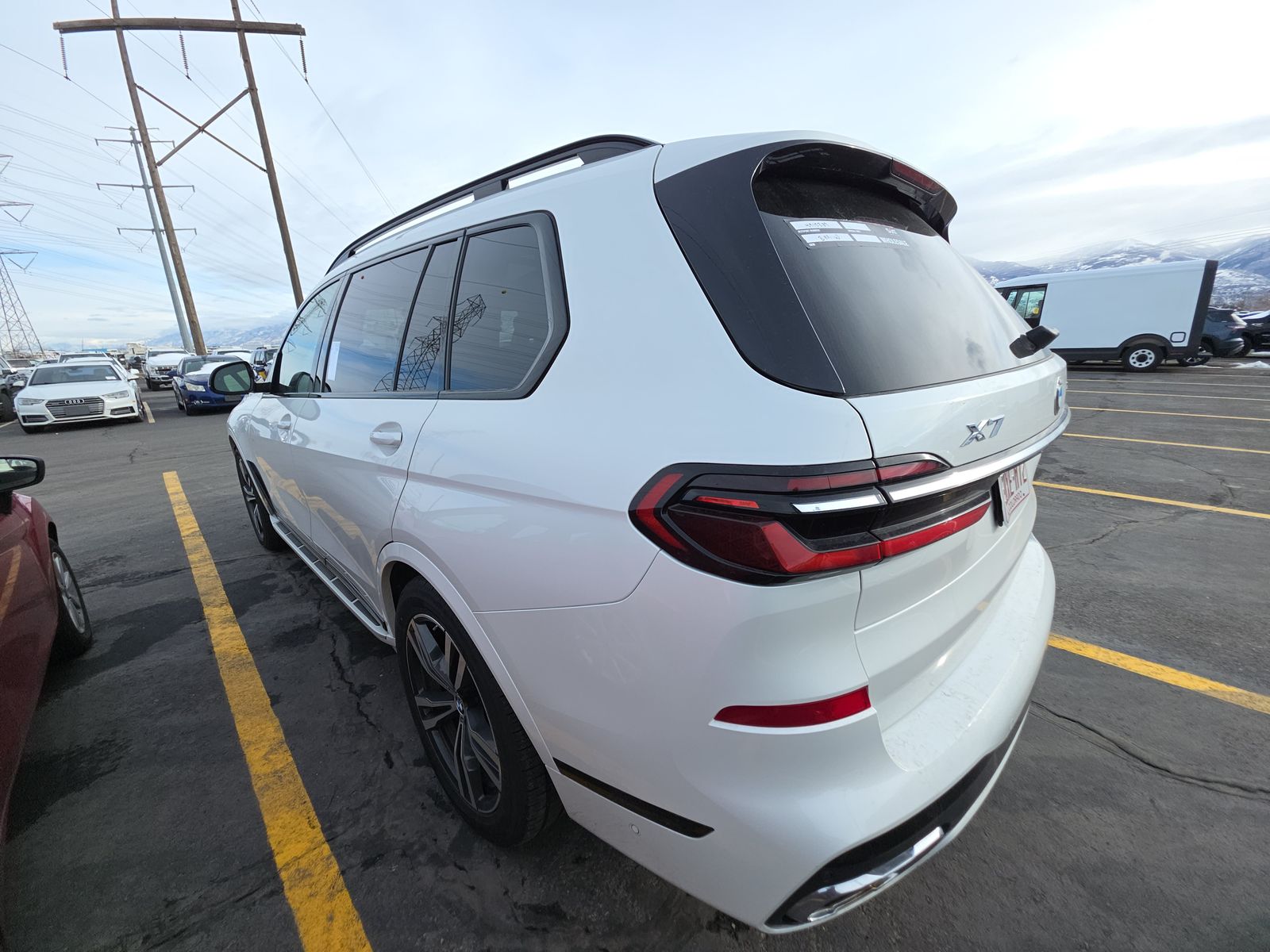 2025 BMW X7 xDrive40i AWD