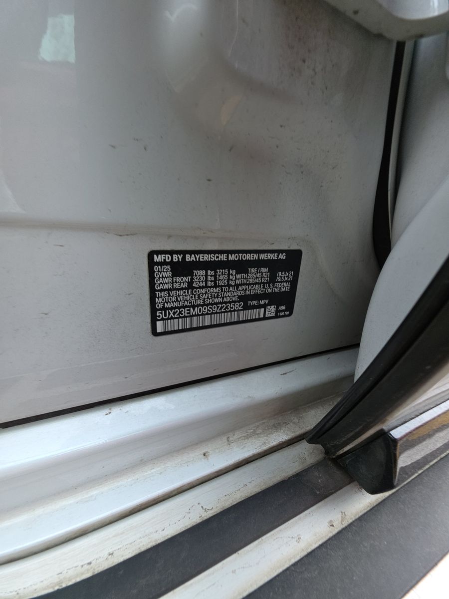 2025 BMW X7 xDrive40i AWD