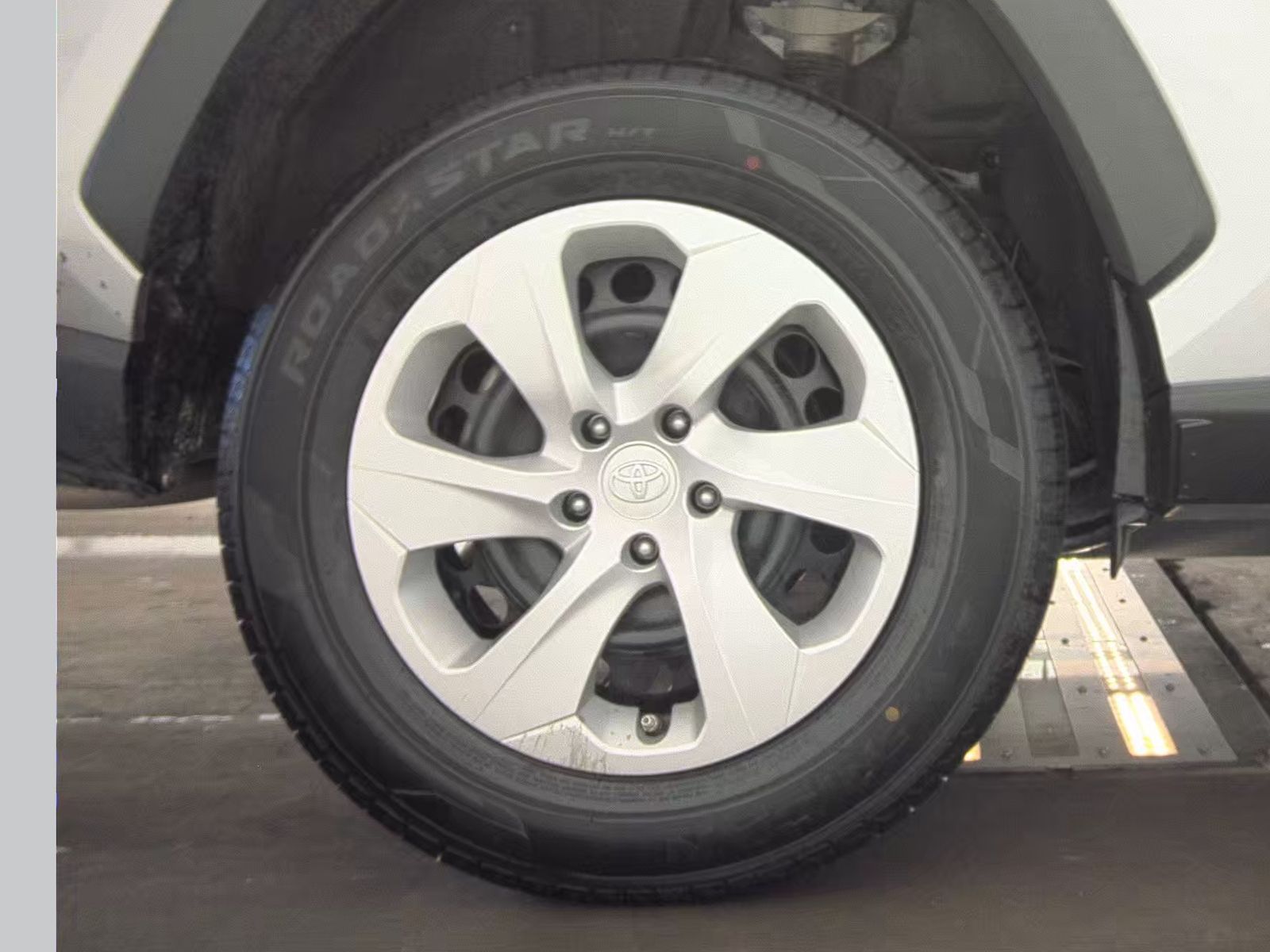 2024 Toyota RAV4 LE AWD