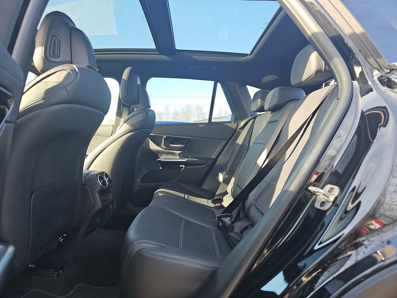 2024 Mercedes-Benz GLC GLC 300 RWD