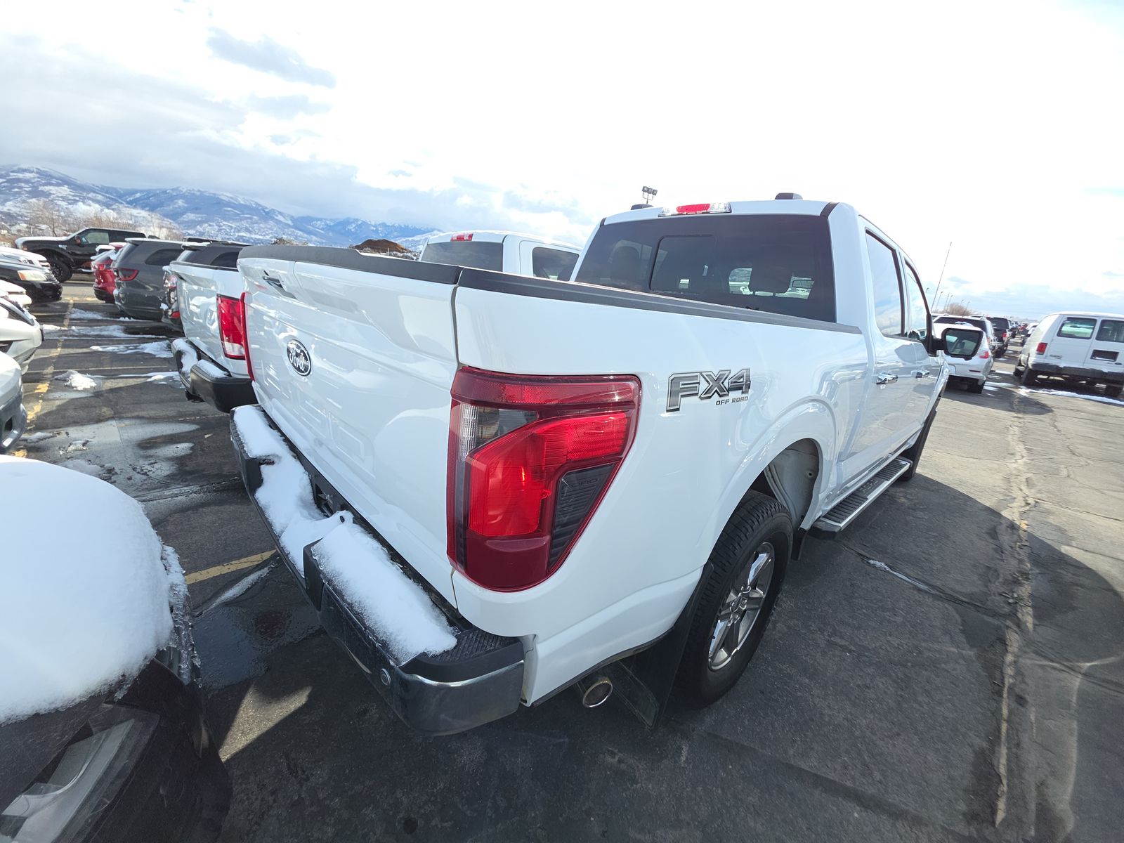 2024 Ford F-150 XLT AWD