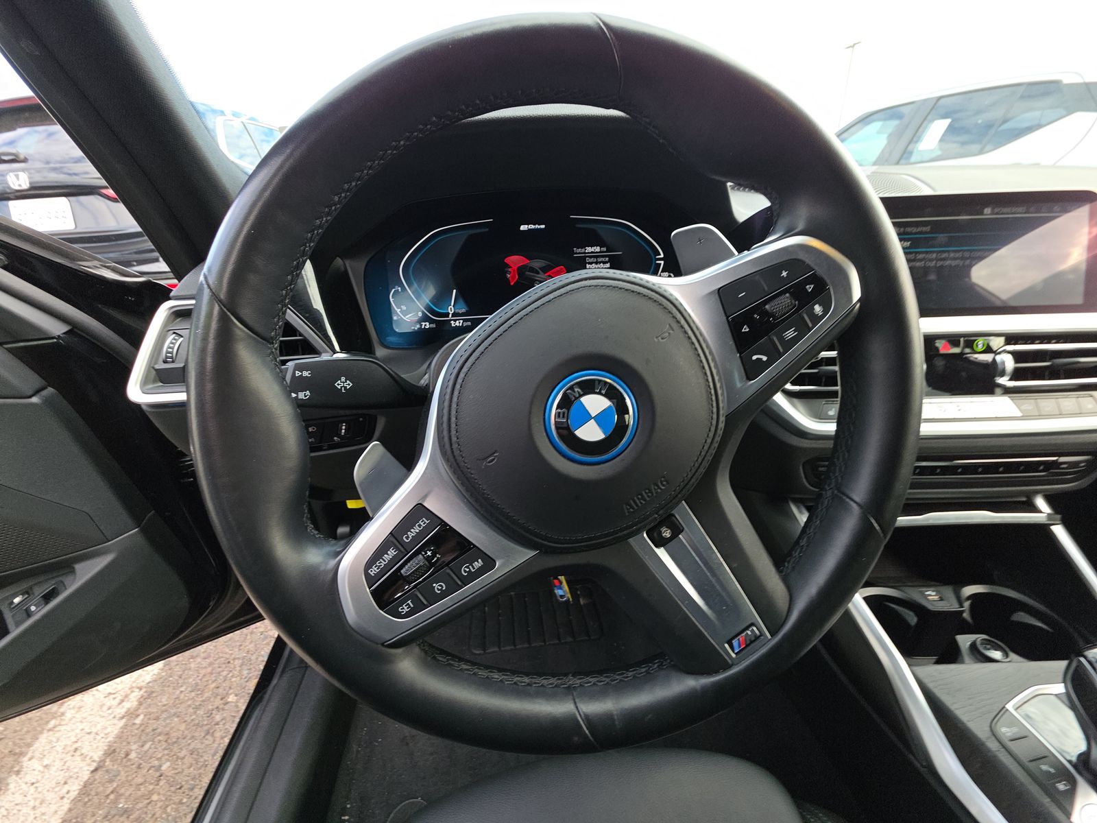 2022 BMW 3 Series 330e RWD