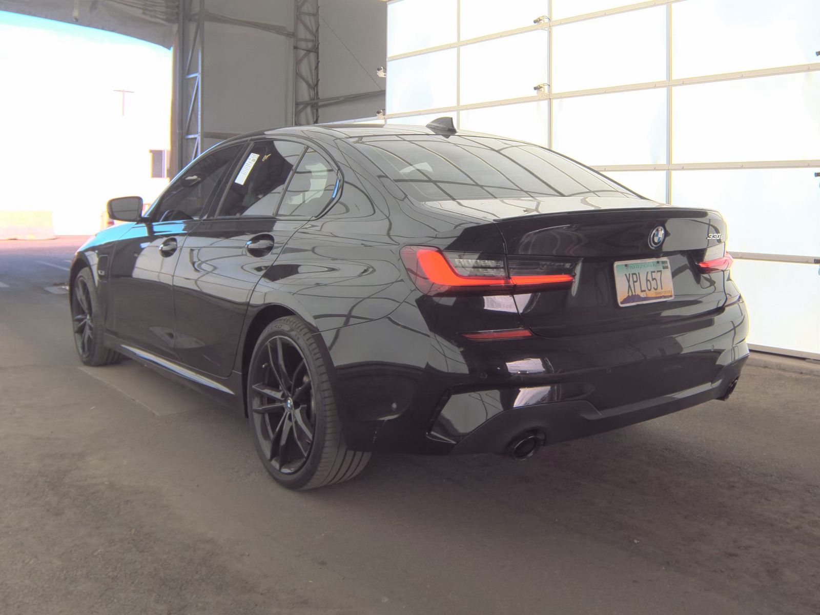 2022 BMW 3 Series 330e RWD