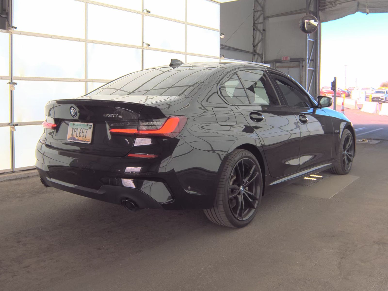 2022 BMW 3 Series 330e RWD