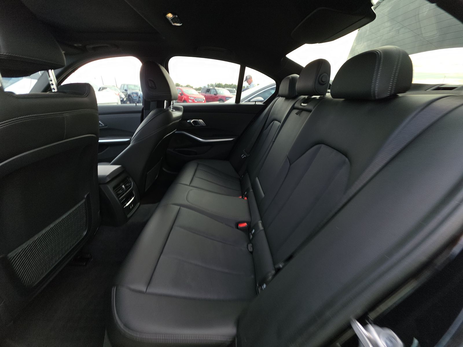 2022 BMW 3 Series 330e RWD
