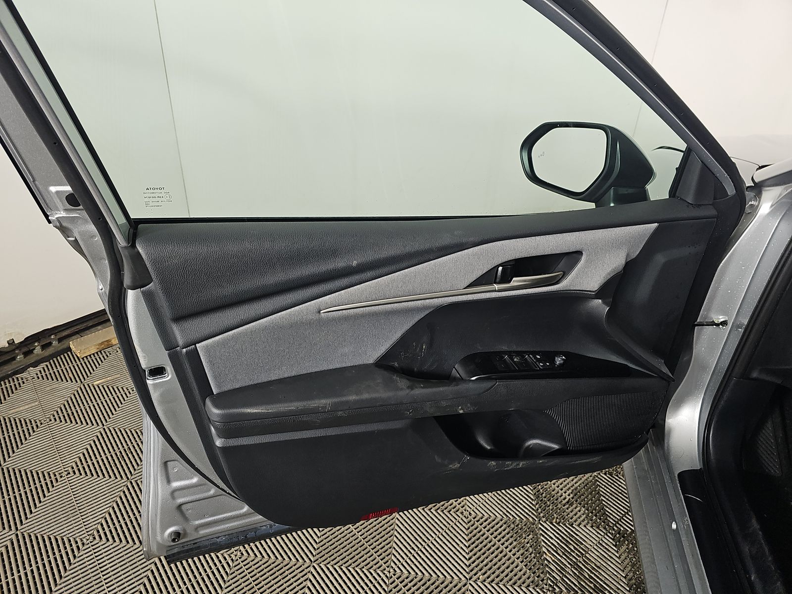 2025 Toyota Camry LE AWD