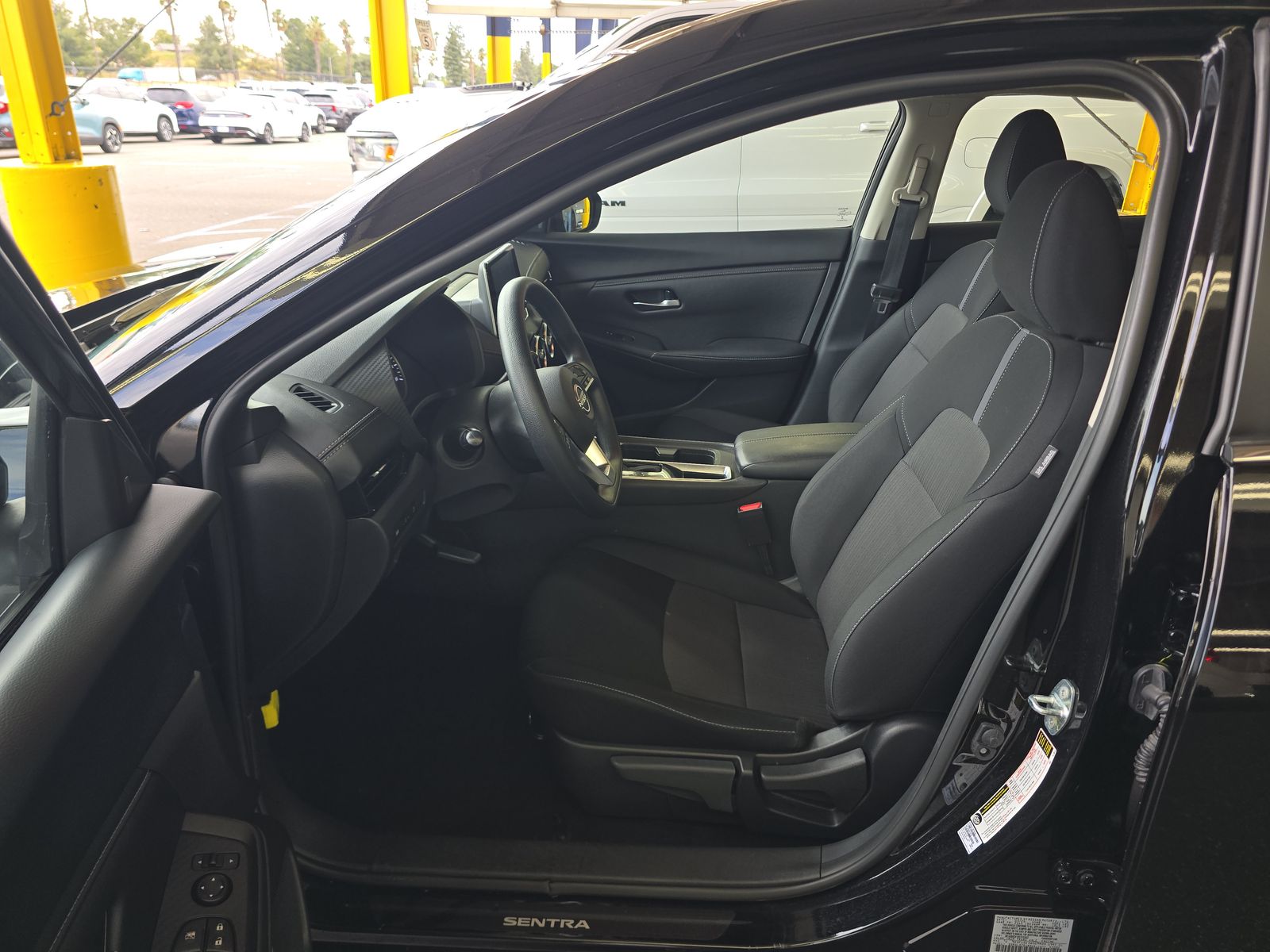 NISSAN SENTRA - 8