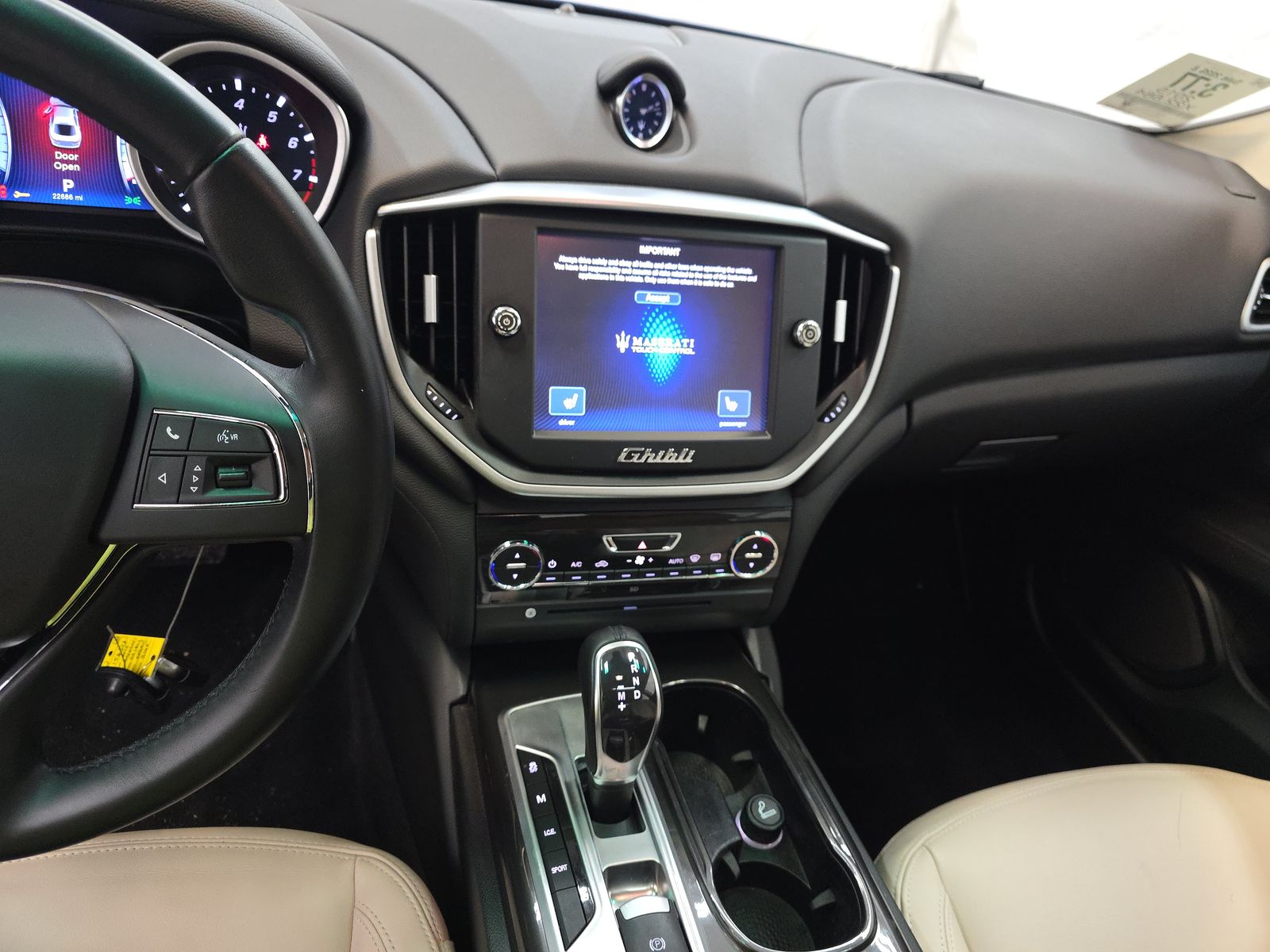 2015 Maserati Ghibli Base RWD