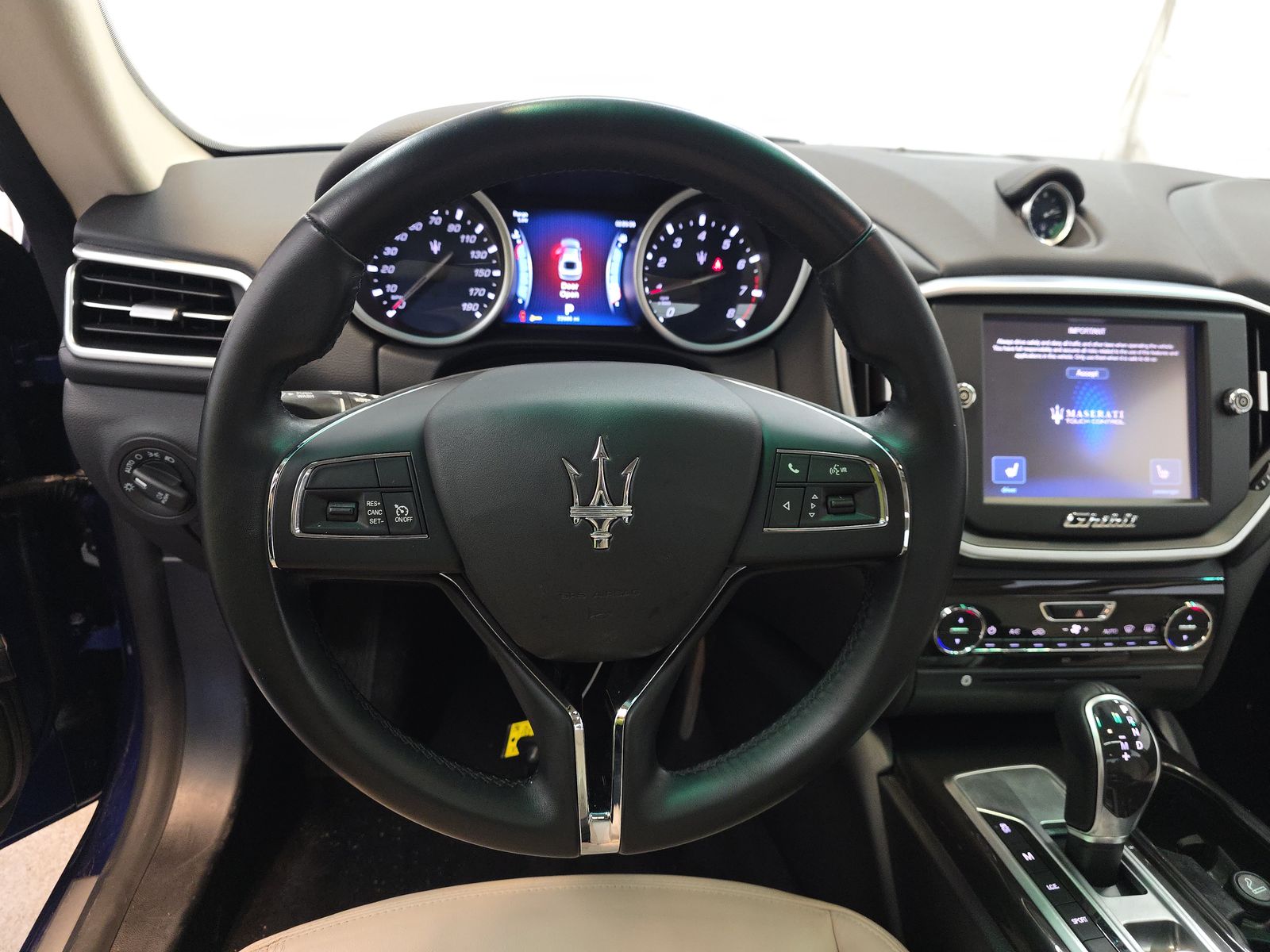 2015 Maserati Ghibli Base RWD