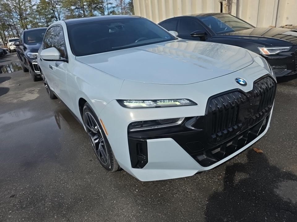 2023 BMW 7 Series 760i xDrive AWD