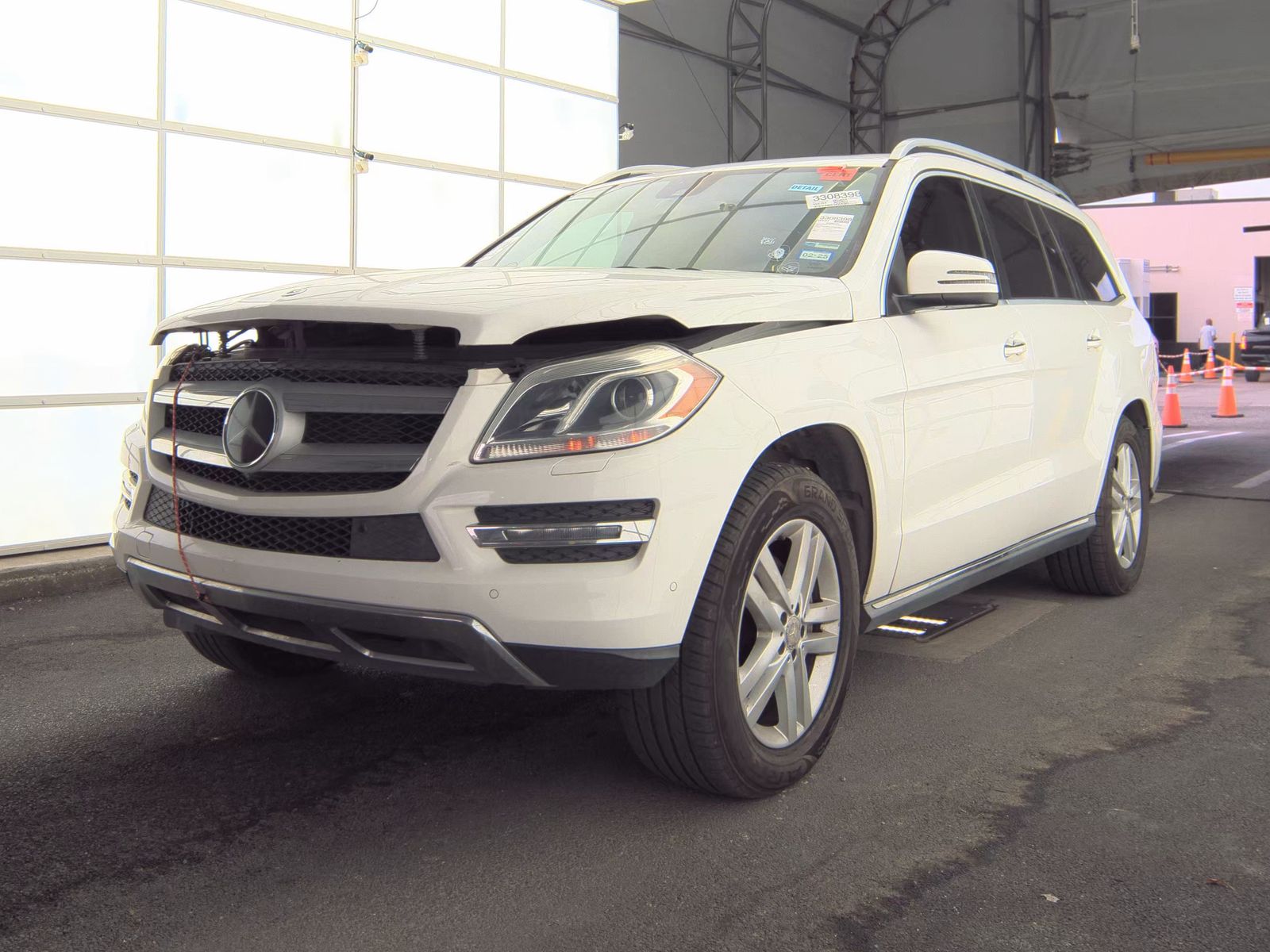 Mercedes-Benz GL 450 4MATIC снимка Mercedes-Benz GL 450 4MATIC