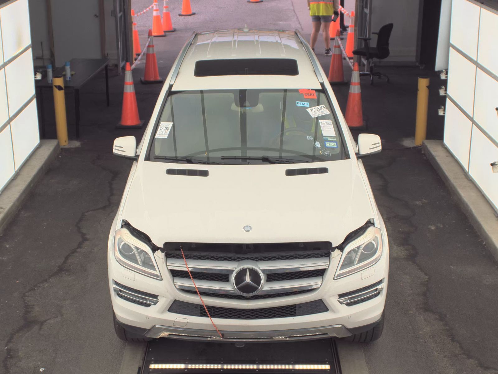 Mercedes-Benz GL 450 4MATIC снимка Mercedes-Benz GL 450 4MATIC