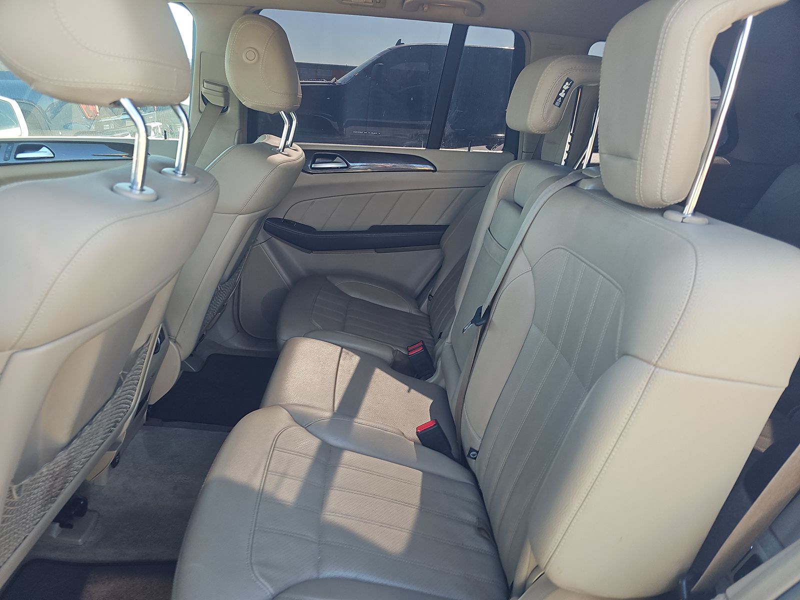 Mercedes-Benz GL 450 4MATIC снимка Mercedes-Benz GL 450 4MATIC