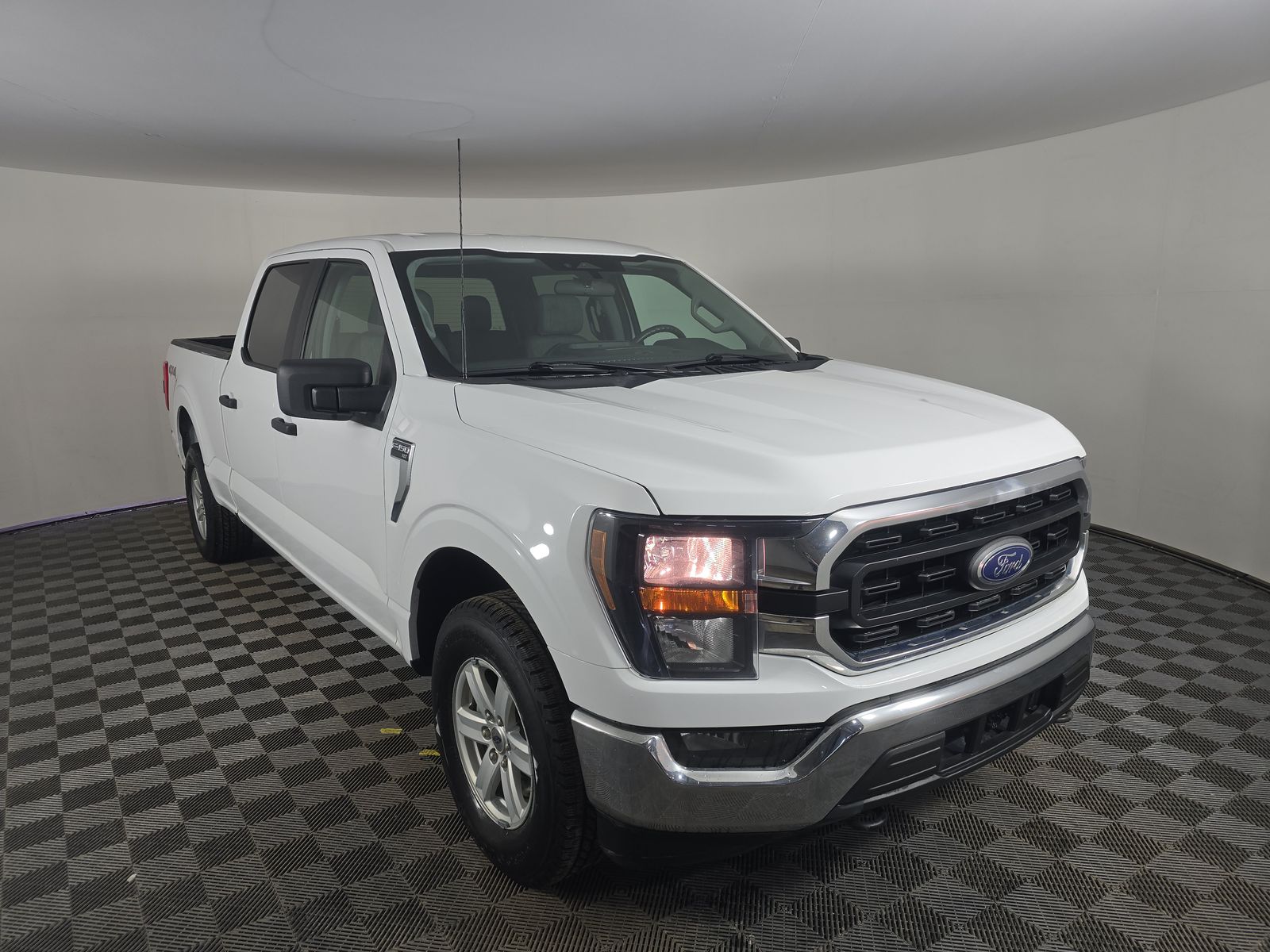 2023 Ford F-150 XLT AWD