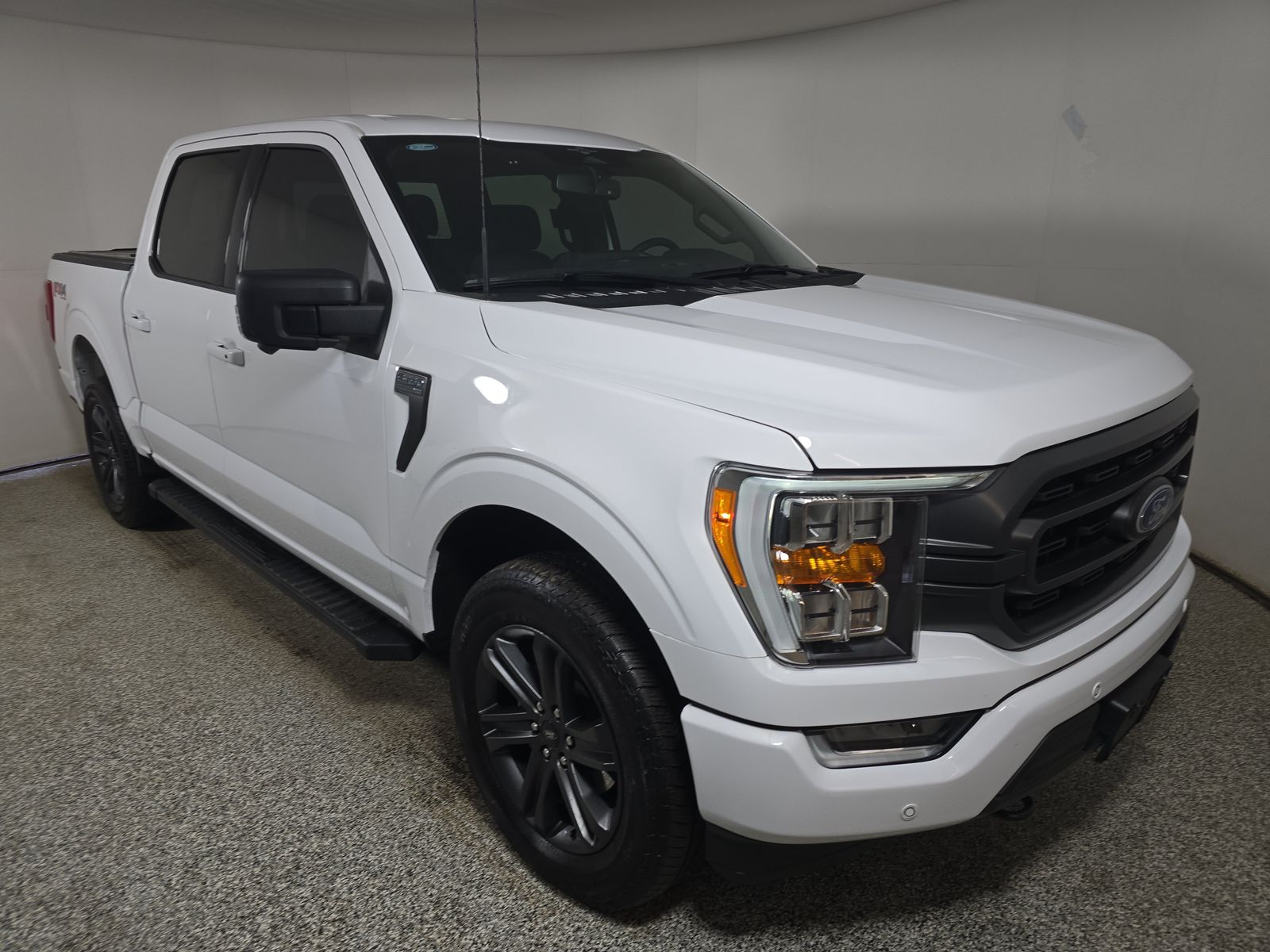 2023 Ford F-150 XLT AWD