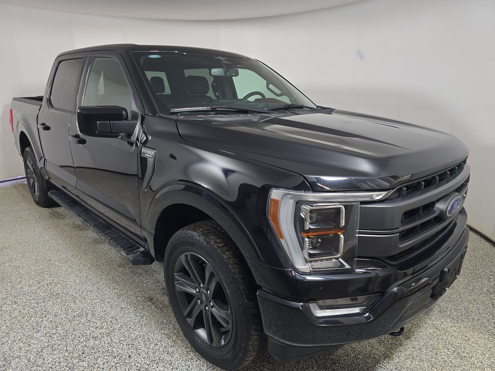 2023 Ford F-150 Lariat AWD