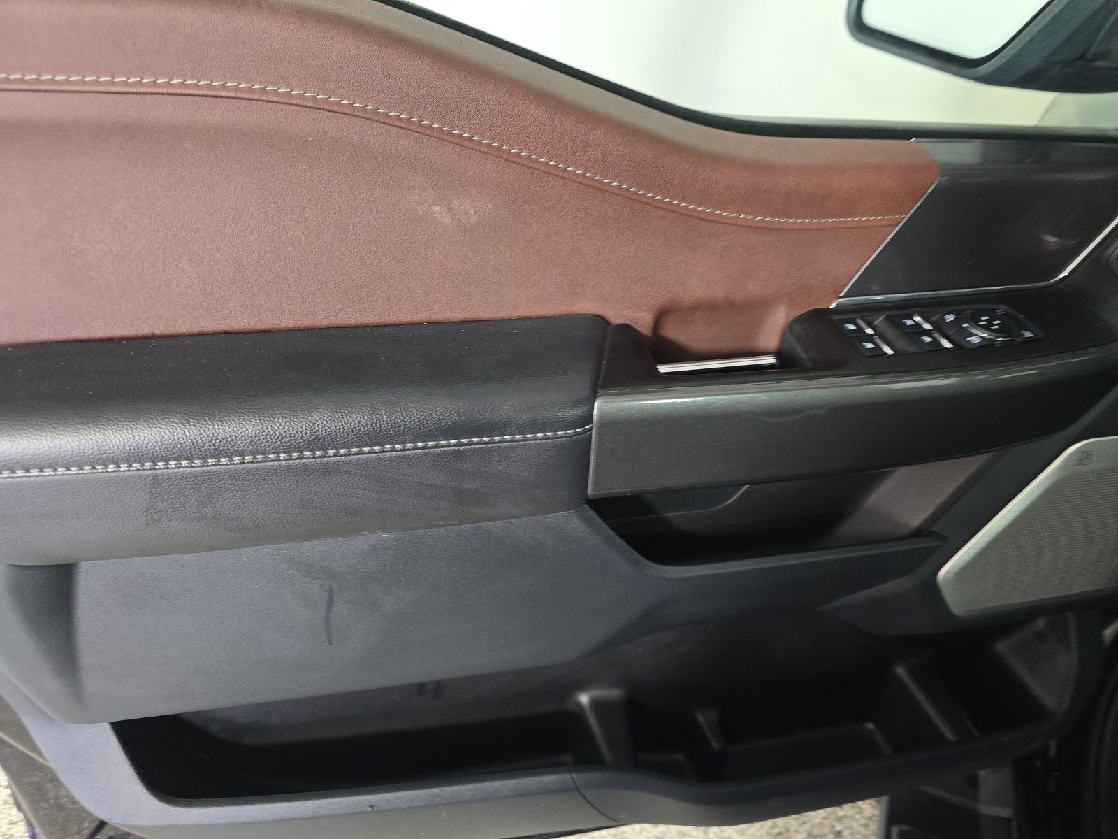 2023 Ford F-150 Lariat AWD