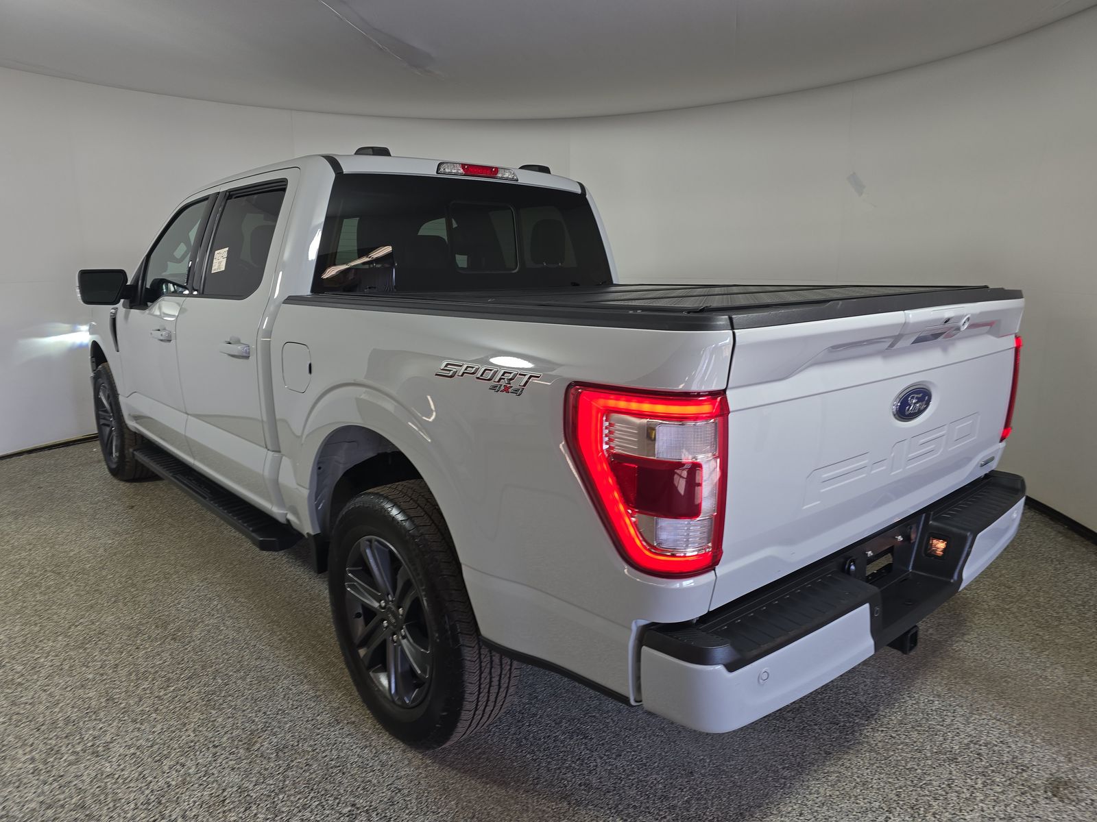 2023 Ford F-150 Lariat AWD