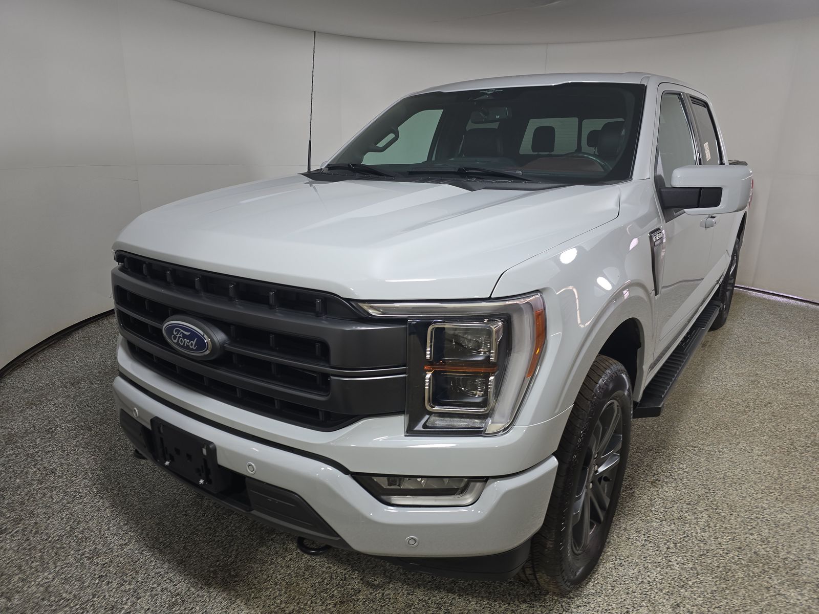 2023 Ford F-150 Lariat AWD