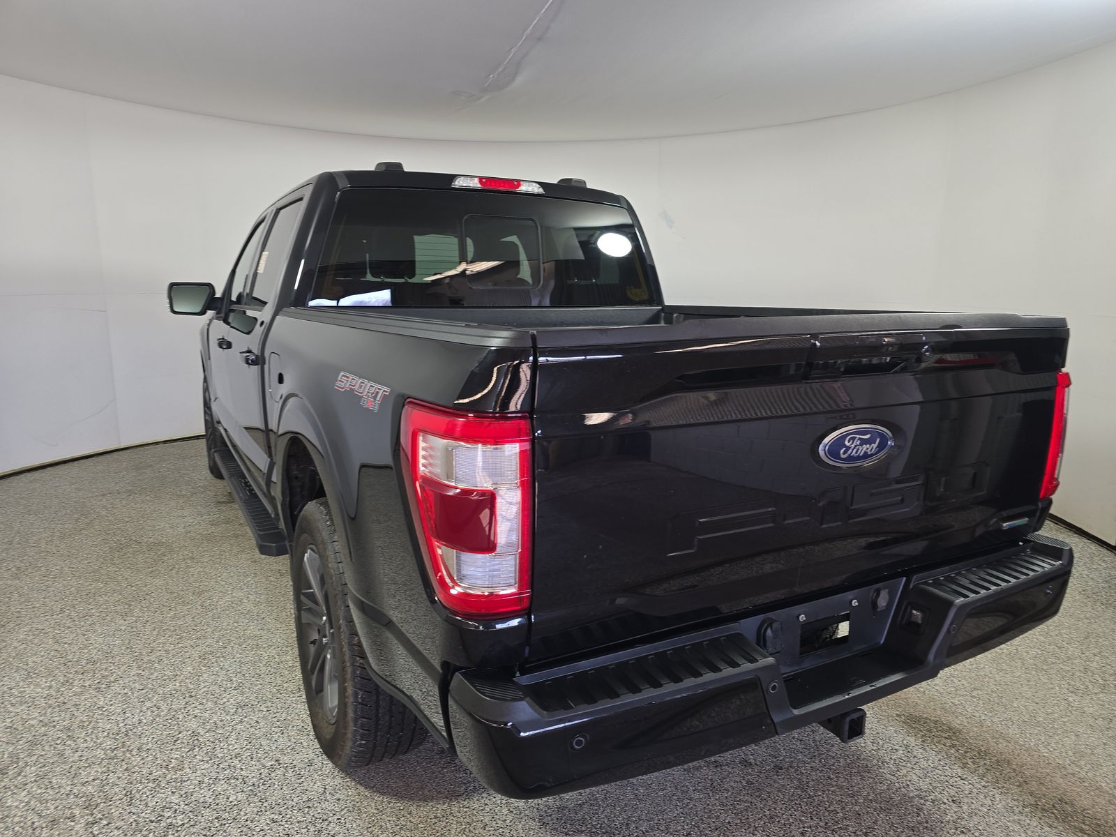 2023 Ford F-150 Lariat AWD