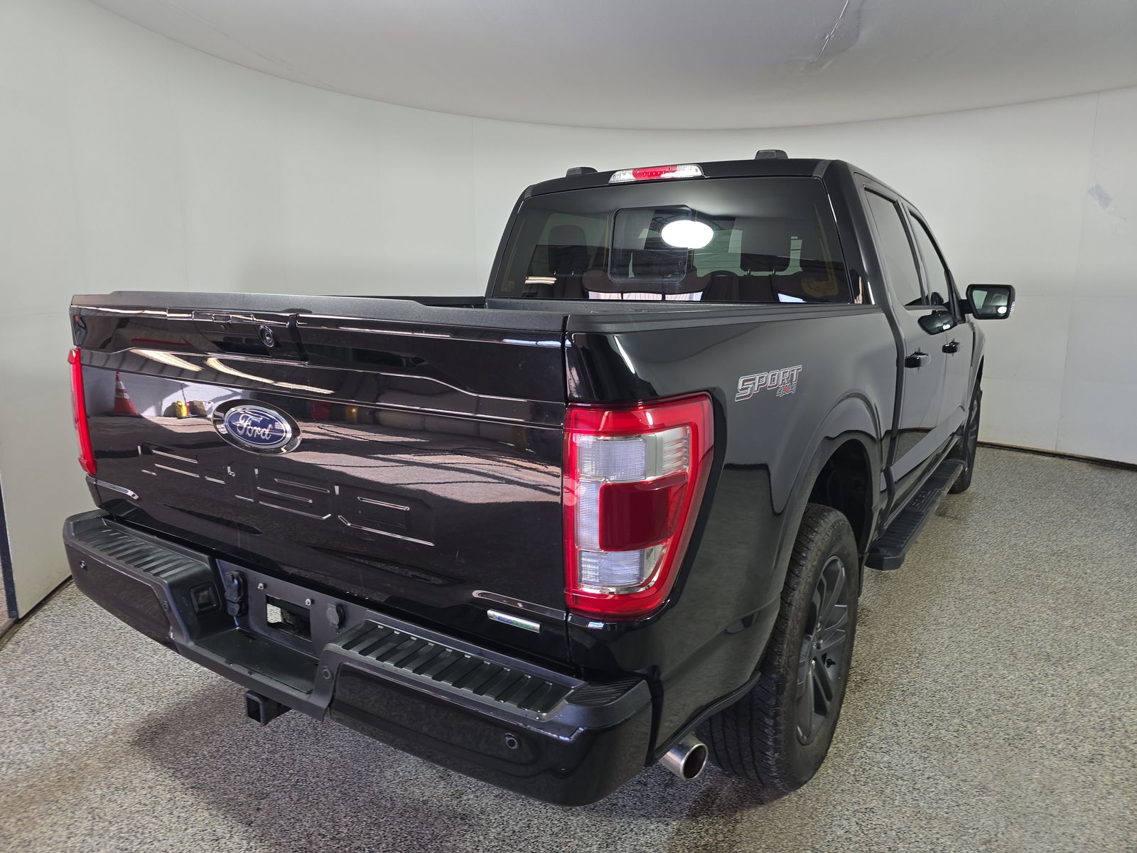 2023 Ford F-150 Lariat AWD