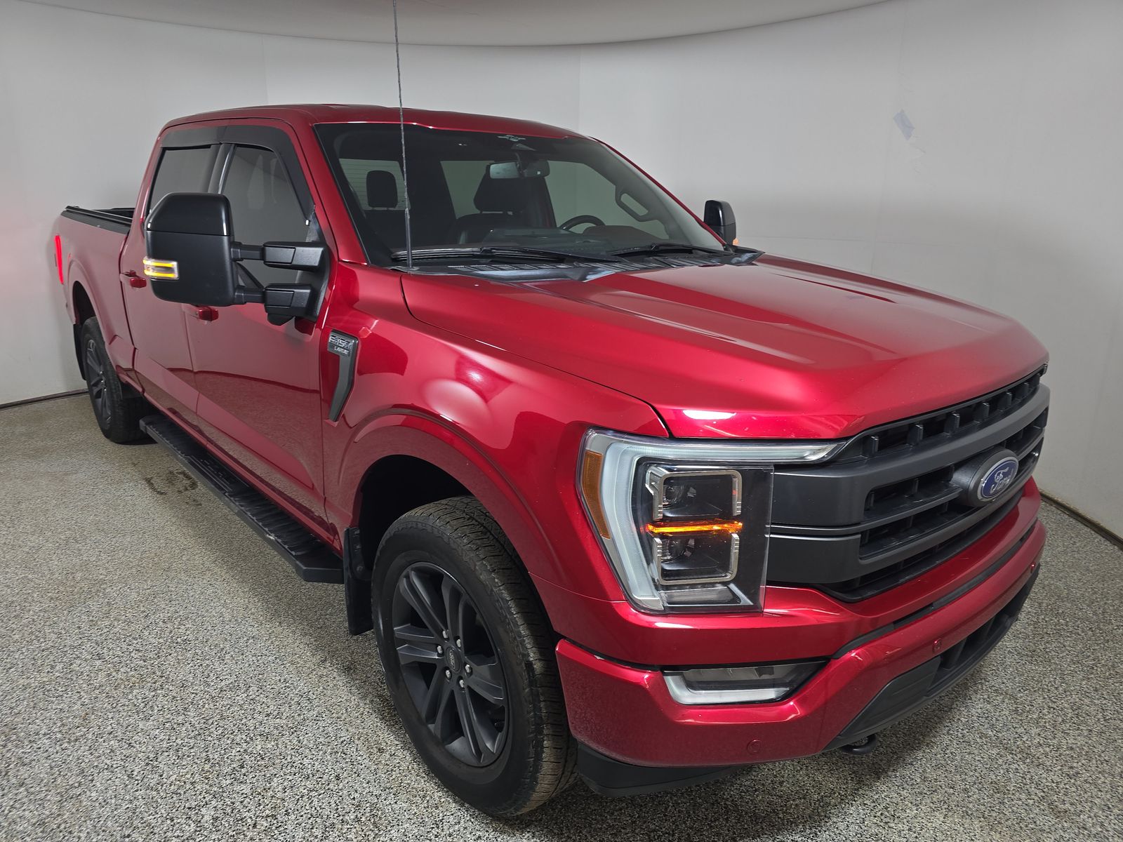 2023 Ford F-150 Lariat AWD