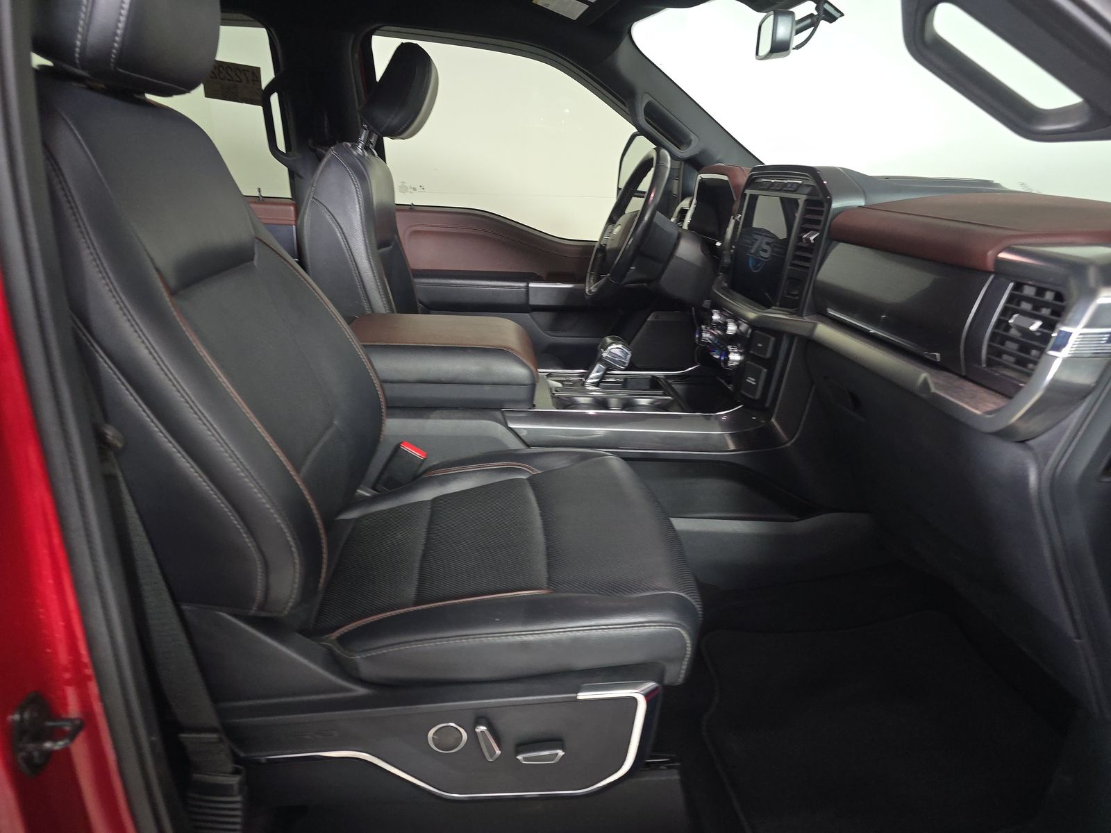 2023 Ford F-150 Lariat AWD