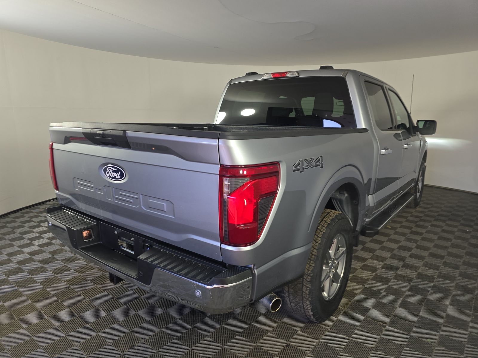 2025 Ford F-150 XLT AWD