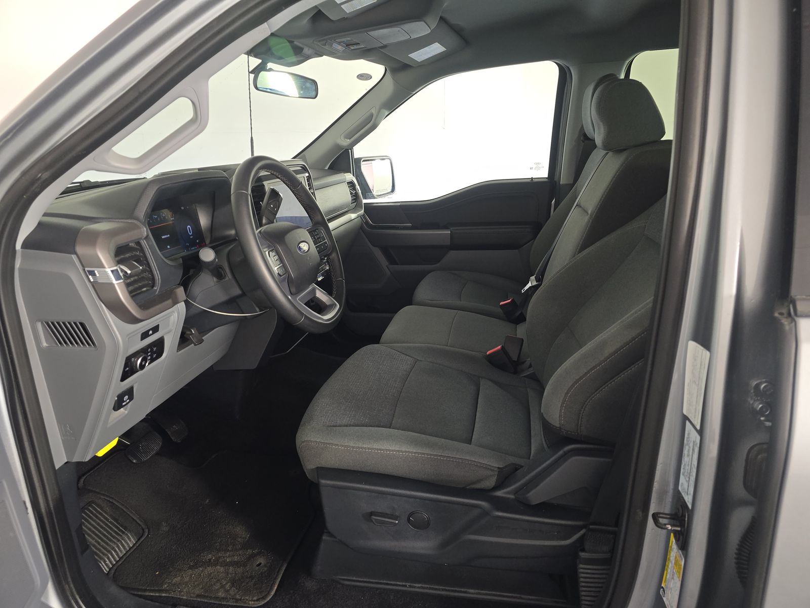 2025 Ford F-150 XLT AWD