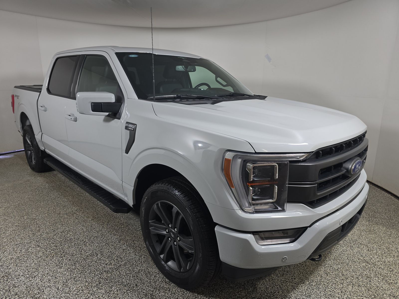 2023 Ford F-150 Lariat AWD