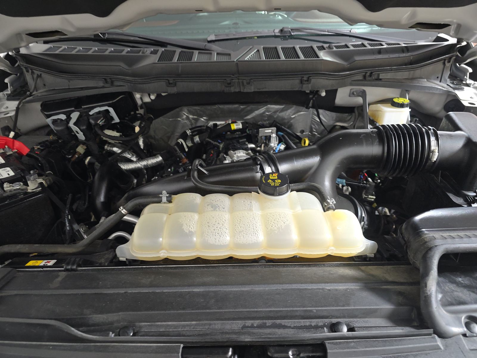 2023 Ford F-150 Lariat AWD