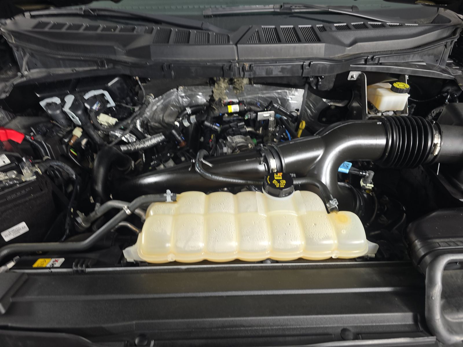 2023 Ford F-150 Lariat AWD