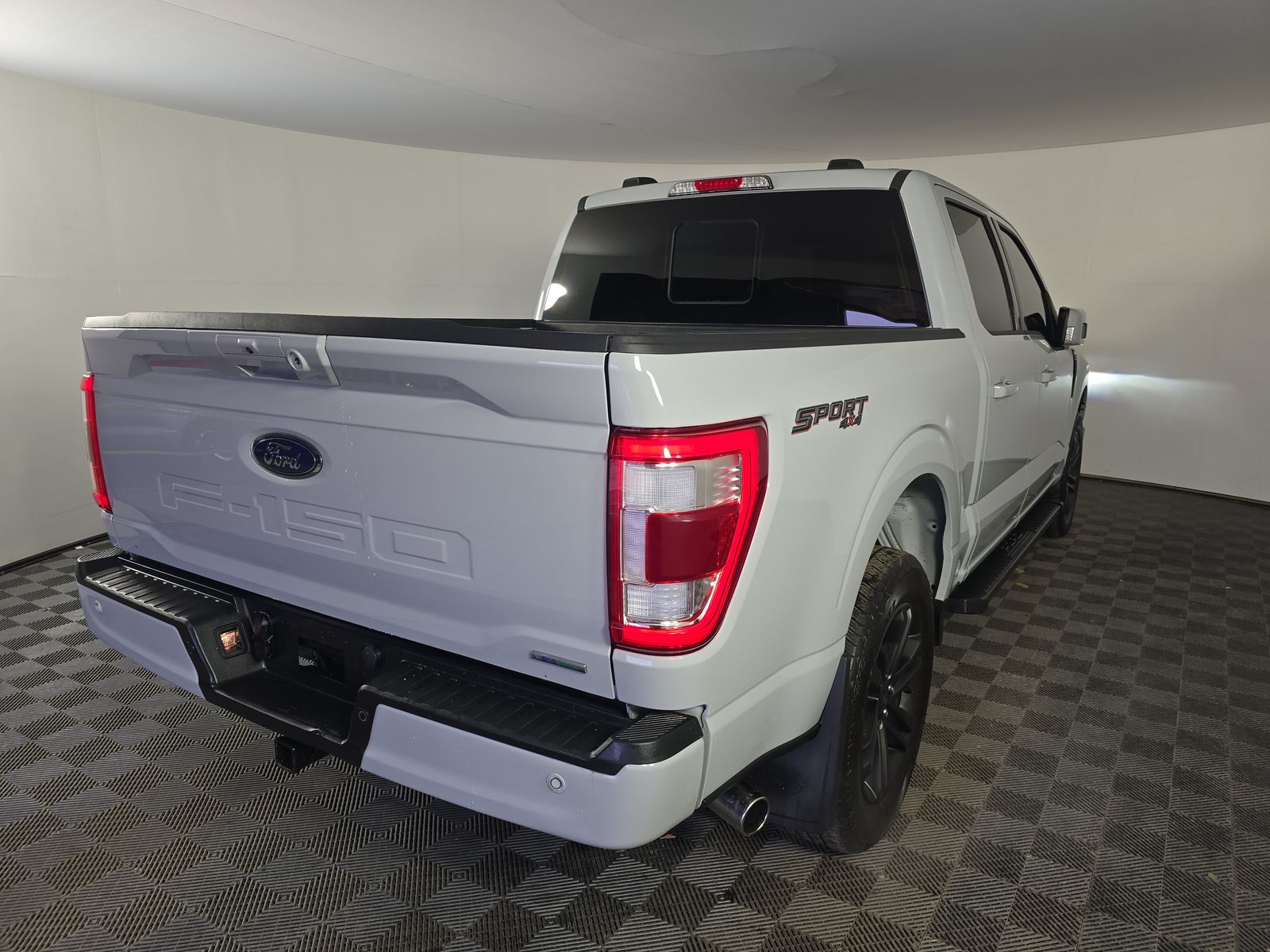 2023 Ford F-150 Lariat AWD