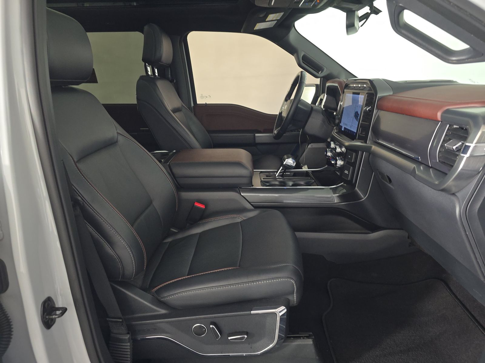 2023 Ford F-150 Lariat AWD