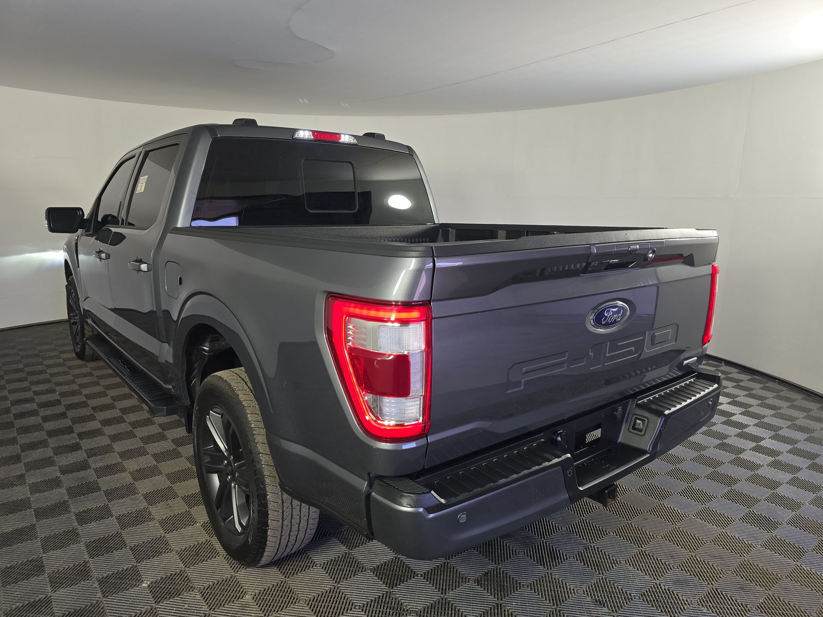 2023 Ford F-150 Lariat AWD