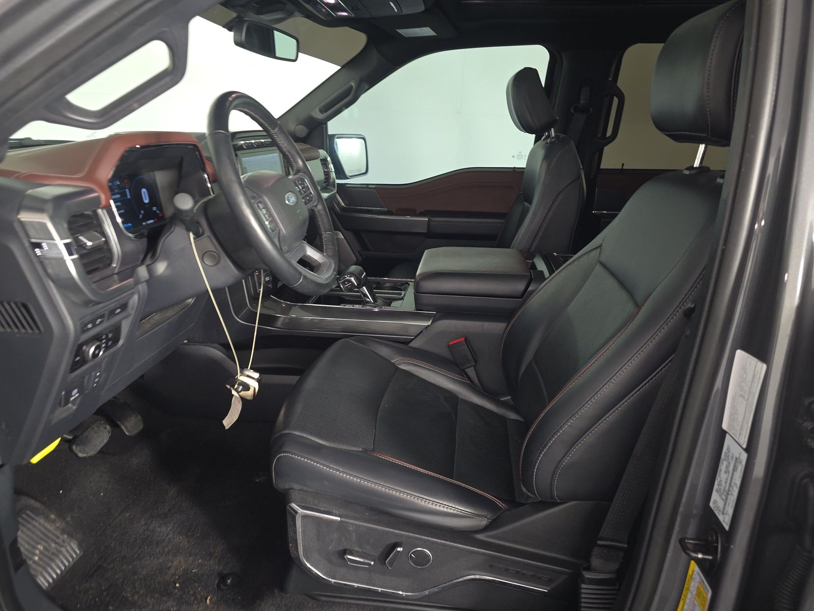 2023 Ford F-150 Lariat AWD