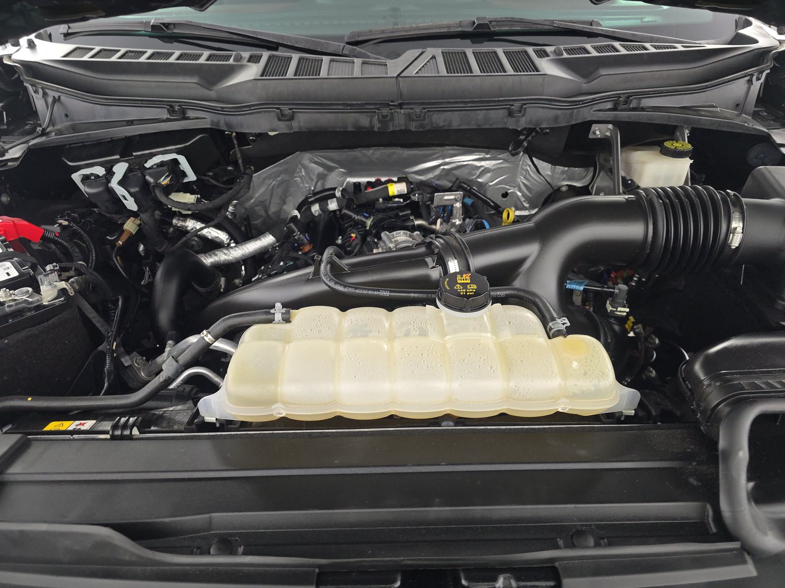 2023 Ford F-150 Lariat AWD