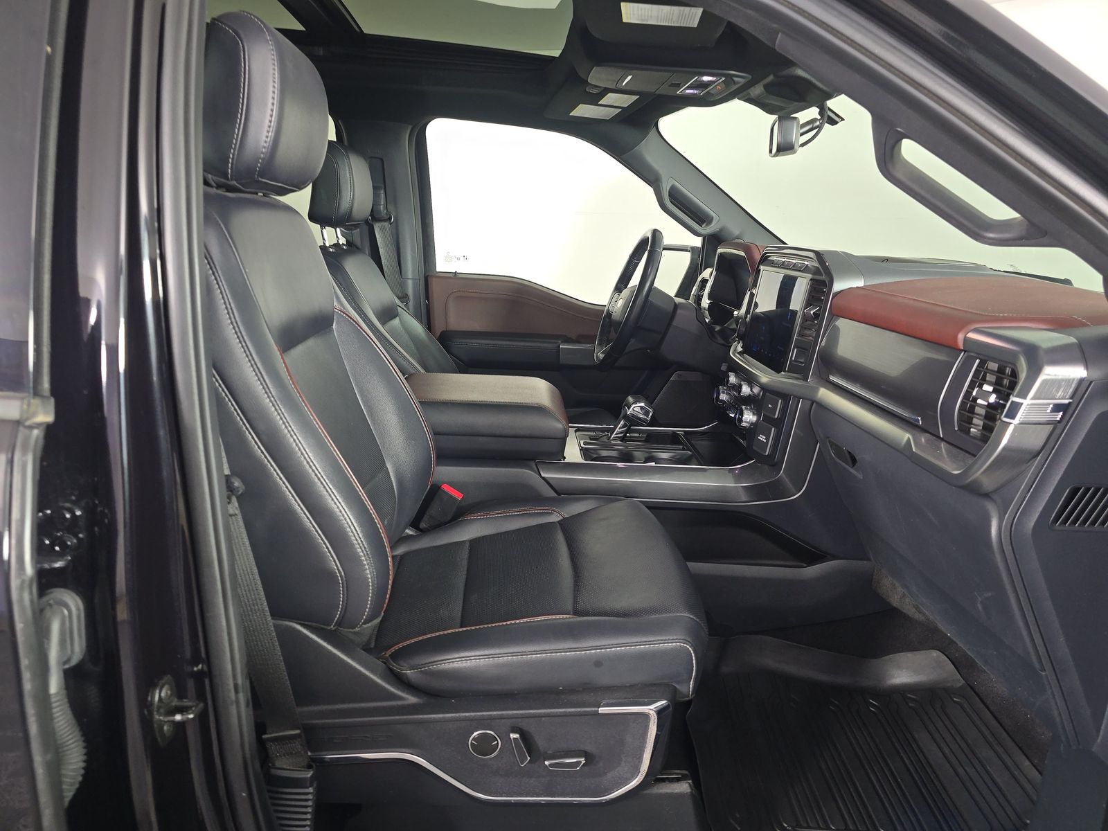 2023 Ford F-150 Lariat AWD