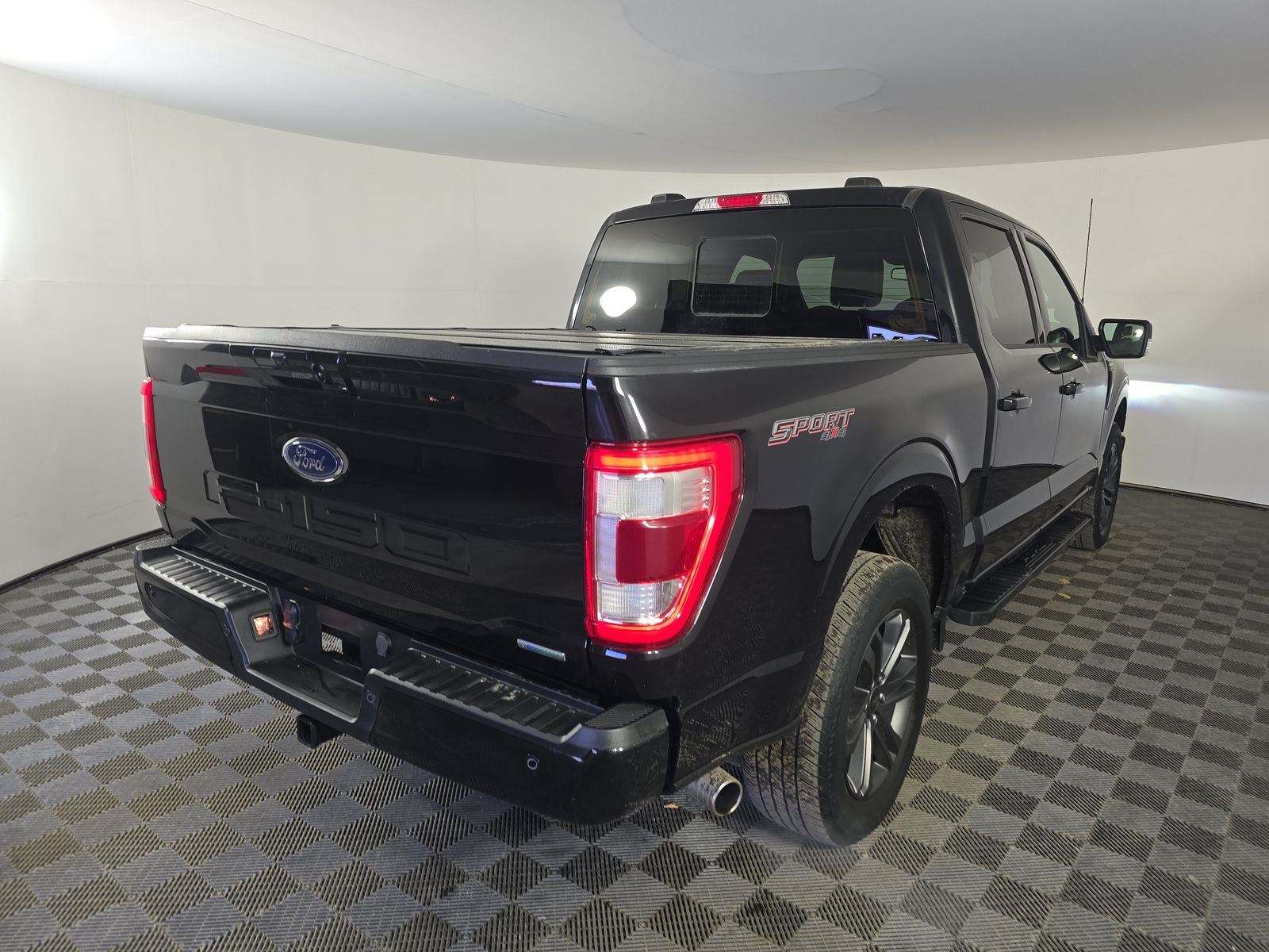 2023 Ford F-150 Lariat AWD