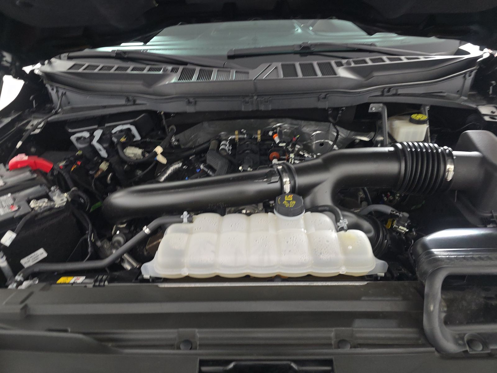 2024 Ford F-150 XLT AWD