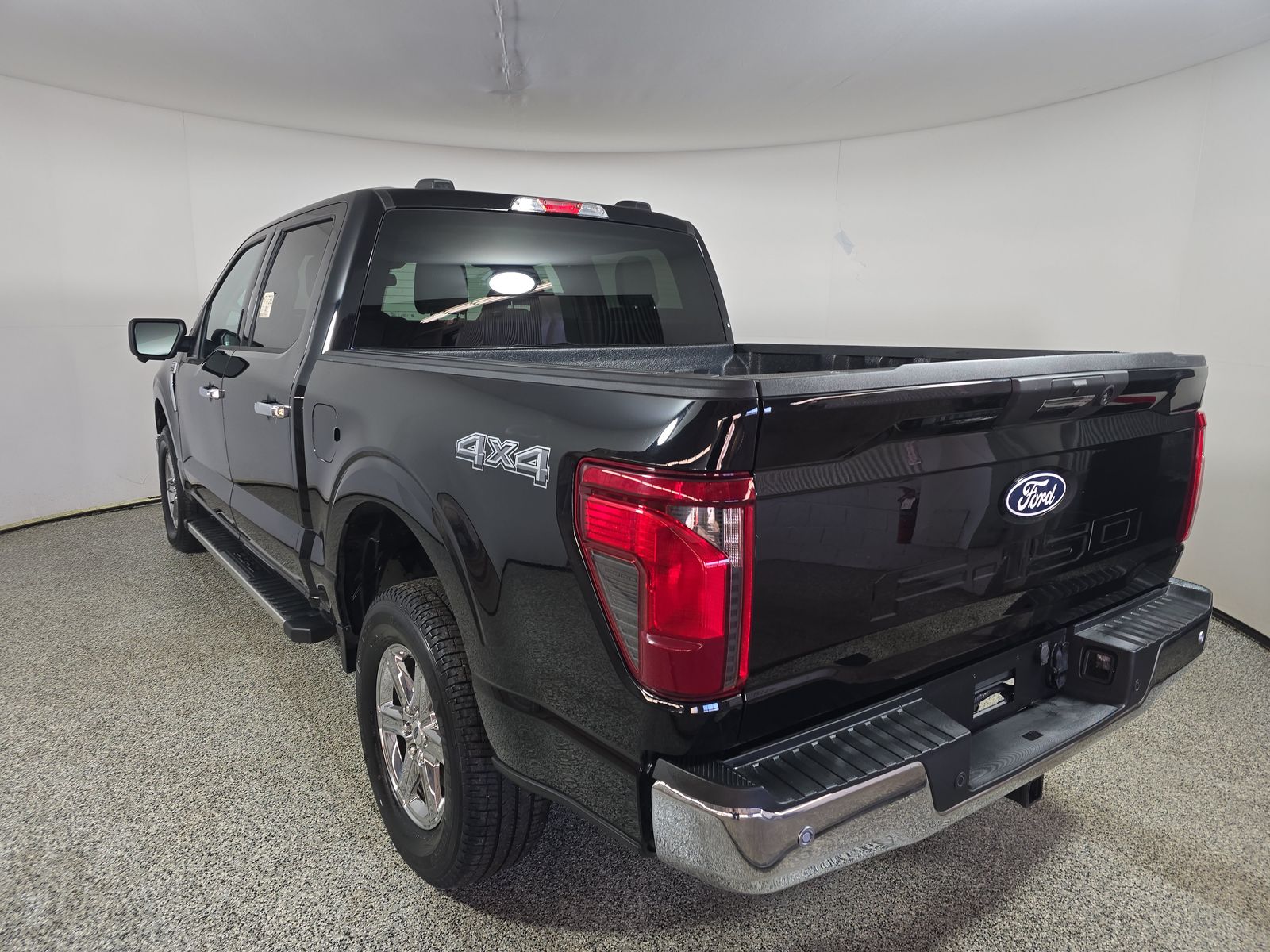 2024 Ford F-150 XLT AWD