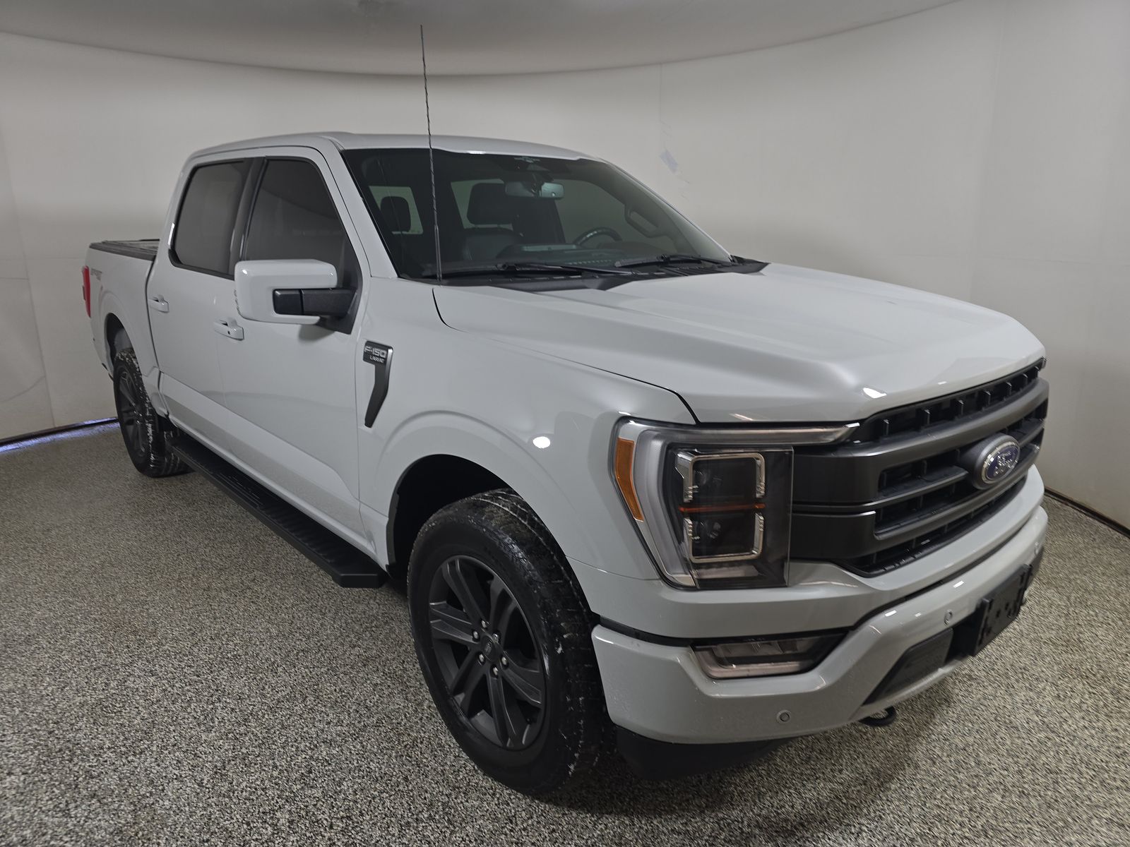 2023 Ford F-150 Lariat AWD
