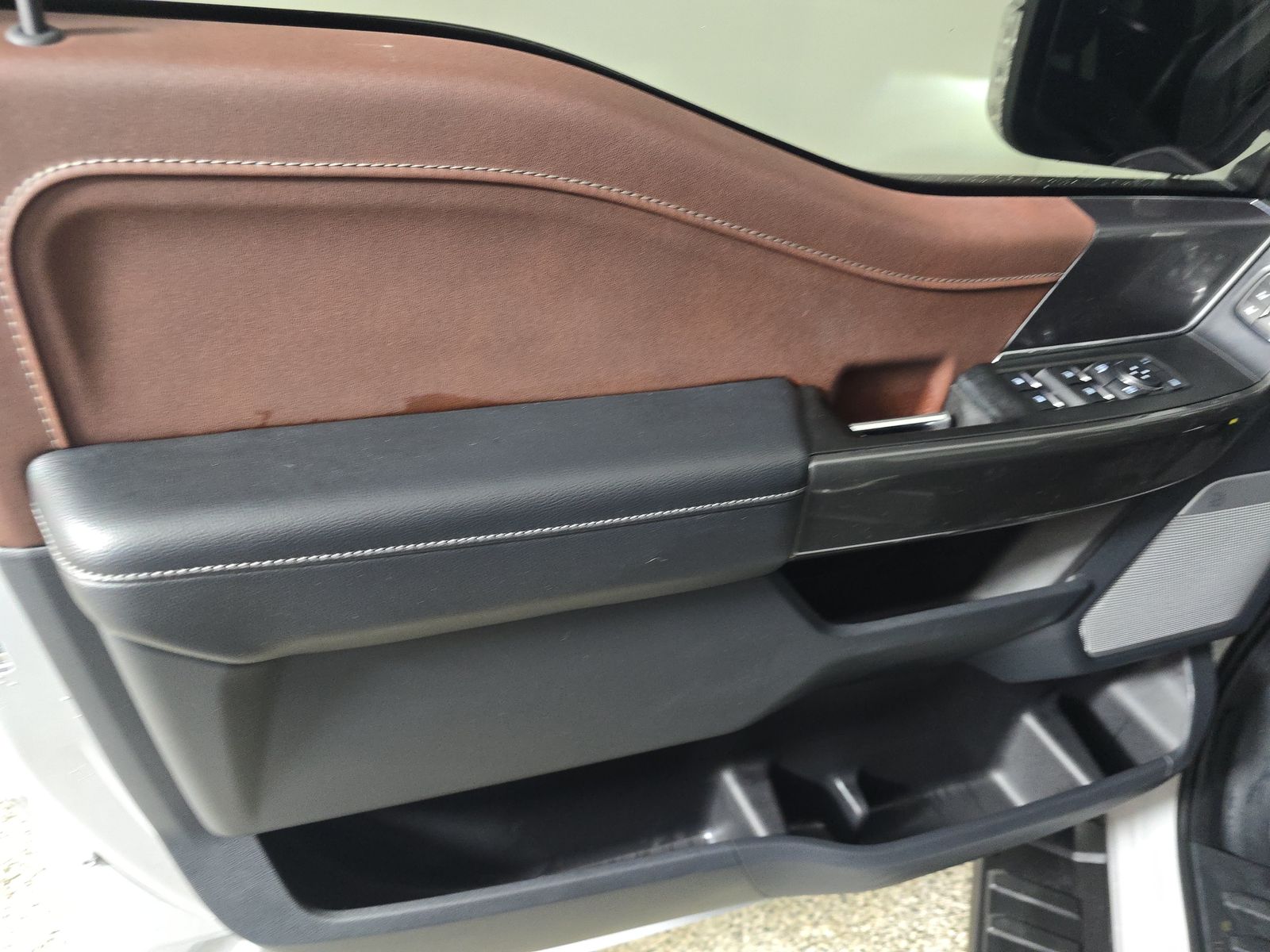 2023 Ford F-150 Lariat AWD