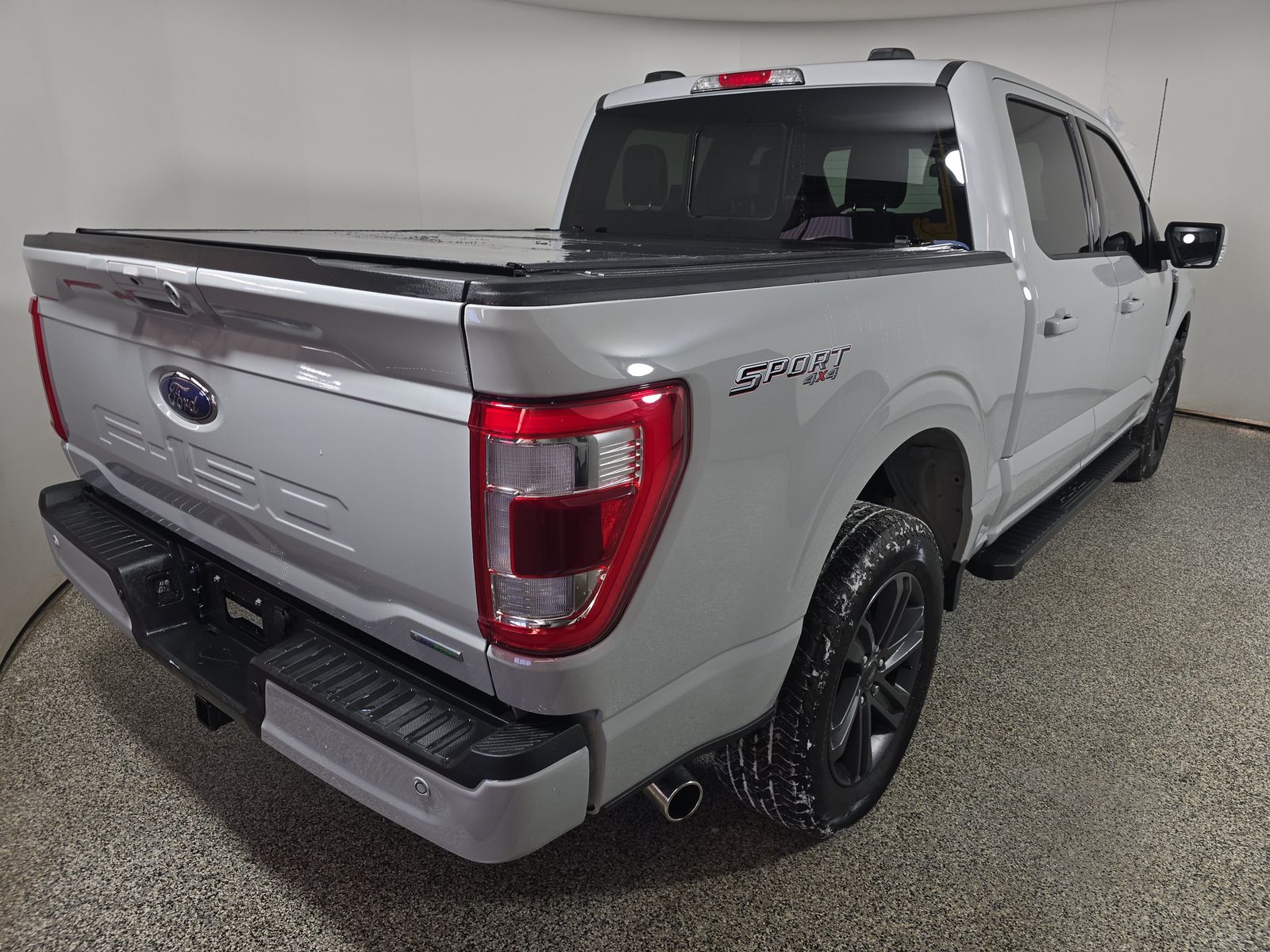 2023 Ford F-150 Lariat AWD