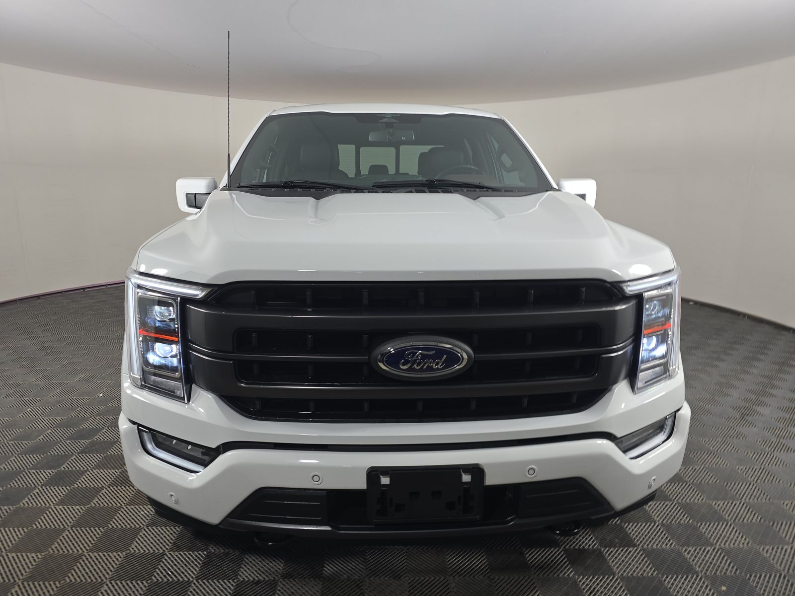 2023 Ford F-150 Lariat AWD