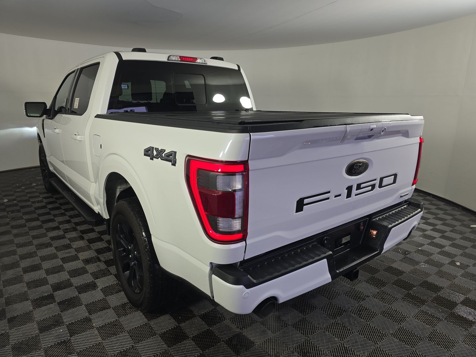 2023 Ford F-150 Lariat AWD